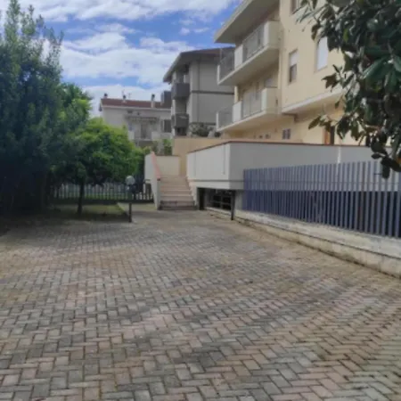 La Casa Di Ale * ピネート