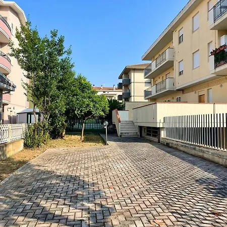 La Casa Di Ale Pineto